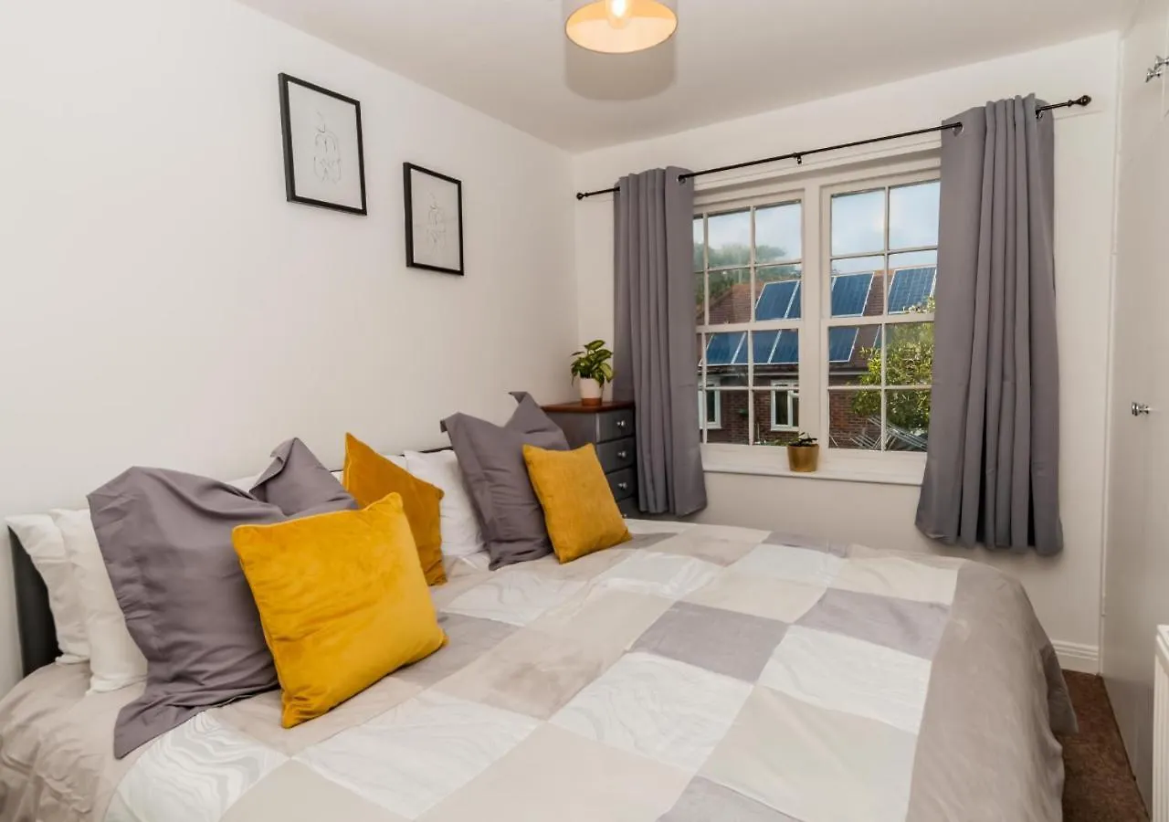 The Brighton Short Stay & Serviced Apartments
